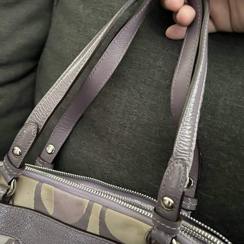 Coach Handbag - Picture 2 of 8